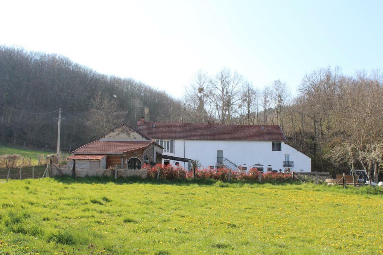 Dependance Villa Youx Exterior photo